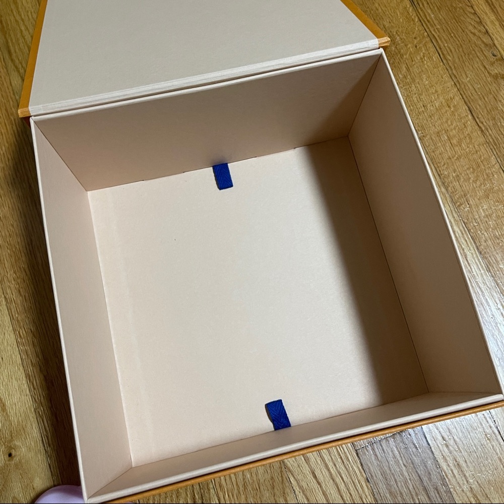 Louis Vuitton Box - Picture 4 of 15